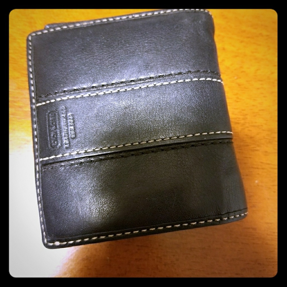 Coach wallet